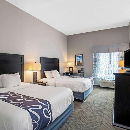 La Quinta By Wyndham Brookshire West Katy Hotel Exterior photo